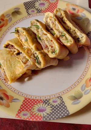 A picture of Egg Rolls (Quick simple breakfast).
