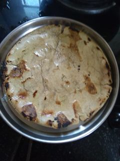 જુવારનો રોટલો(Jowar Rotlo Recipe in Gujarati) રેસીપી મુખ્ય ફોટો