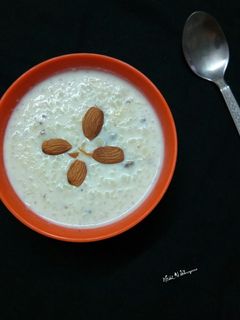 चावल की खीर (Chawal ki kheer recipe in Hindi) रेसिपी मुख्य फोटो