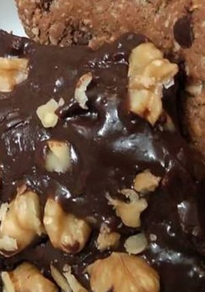 A picture of Walnut chocolate fudge.