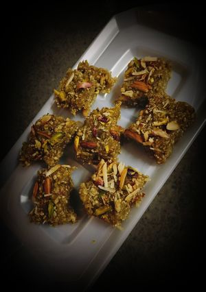 દૂધી નો હલવો (Dudhi Halwa Recipe in Gujarati) રેસીપી મુખ્ય ફોટો