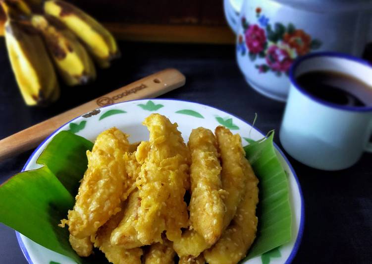 Pisang goreng wijen