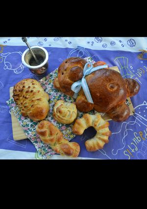 Una foto de Panes brioche fantasia🐻