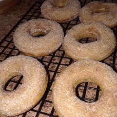 A picture of Baked Cinnamon Sugar Donuts.