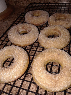 A picture of Baked Cinnamon Sugar Donuts.