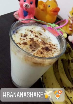 A picture of Banana shake 🍌.