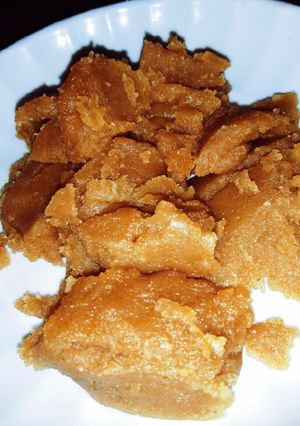 आटे का शीरा (Aate ka sheera recipe in hindi) रेसिपी मुख्य फोटो