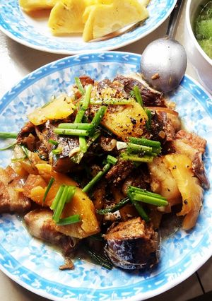 Hình của món Cá kho khớm.