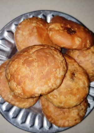 मटर की कचौड़ी (matar ki kachodi recipe in Hindi) रेसिपी मुख्य फोटो