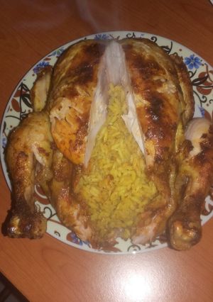 صورة لوصفة دجاج محشي بالارز ومحمر