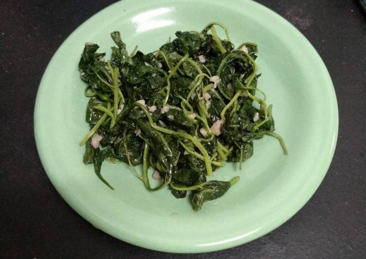 Namul / Bayam bumbu