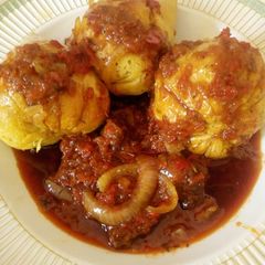 A picture of Moimoi with beaf meat sauce.