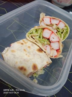 รูปของ 🌯🥬🦀สลัดปูอัดงาญี่ปุ่นโรล