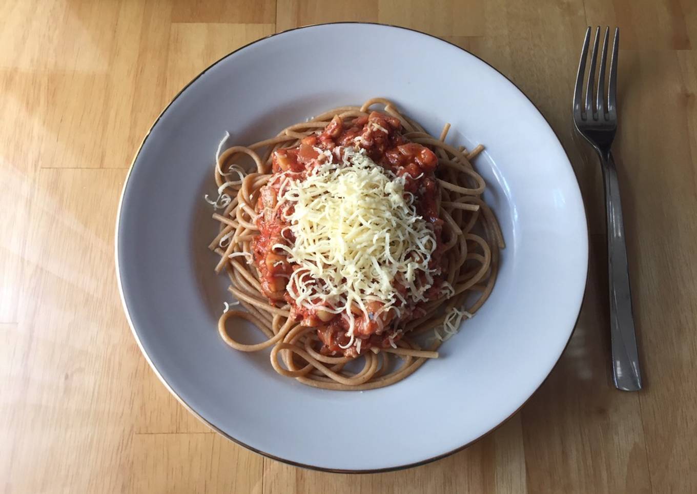 Spaghetti bolognese with pork
