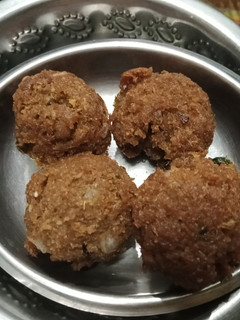 வெஜ் கோலா(veg kola recipe in tamil) செய்முறை முக்கிய புகைப்படம்