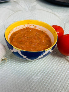 टमाटर लहसुन की चटनी (tamatar lahsun ki chutney recipe in Hindi) रेसिपी मुख्य फोटो