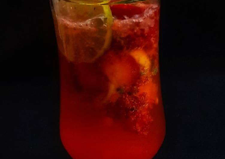 Step-by-Step Guide to Make Any-night-of-the-week Strawberry Mojito