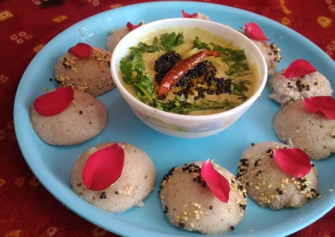 Khatti methi rose idli