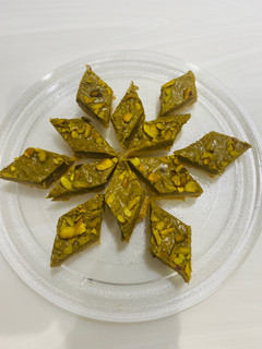 A picture of Pistachio kataifi barfi.