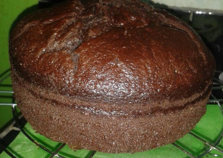 How to Prepare Ultimate Moist Chocolate Cake