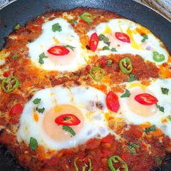 A picture of Shakshuka.
