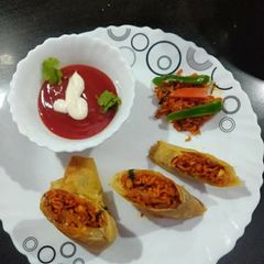 A picture of Veg spring rolls.