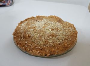 Una foto de Torta de galletas de soda, manjar y nueces