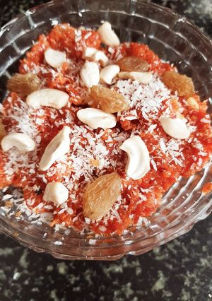 A picture of Dry fruit gajar ka halwa.