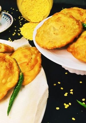 मूंग दाल कचौड़ी Moong Dal Kachori रेसिपी मुख्य फोटो