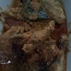 A picture of Ayam pedes/ayam balado.