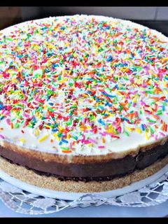 Una foto de Tarta tres chocolates