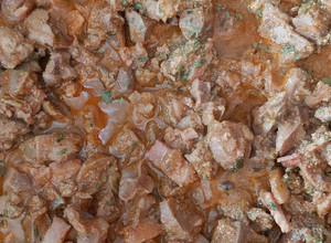 Una foto de Guisado de higaditos y mollejas de pollo