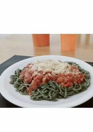 Una foto de Fideos de espinaca