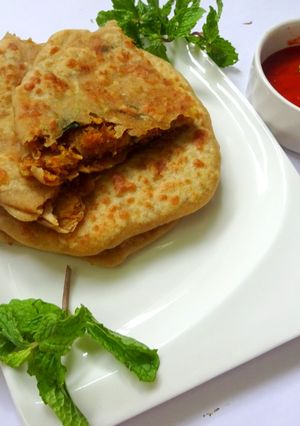A picture of Soya Chunk Paratha.