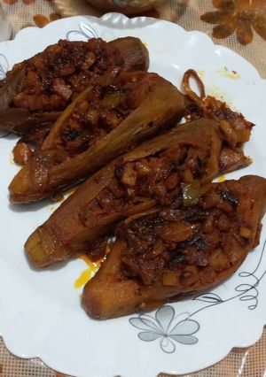 عکسی از دستور بادمجان شکم پر