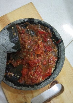 Foto resep Sambel terasi padeh bana (masakan rumahan)