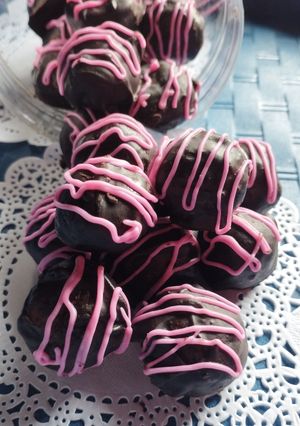Foto resep Bola - Bola Cokelat Simple Bahan