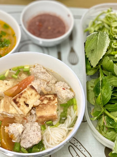Hình của món Bún riêu.