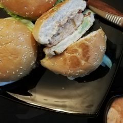 A picture of CHICKEN BURGER WITH MAYO KETCHUP #ramdankitayari #fastfoodcontest.