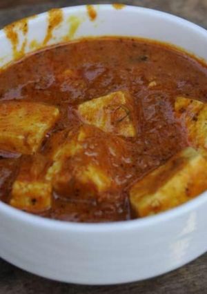 A picture of Shahi paneer.