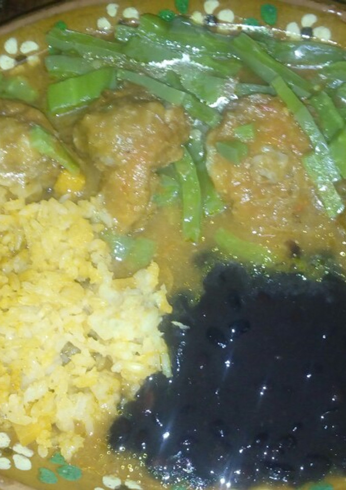 Una foto de CHAMPIÑONES. CAPEADOS CON NOPALES A LA Mario's