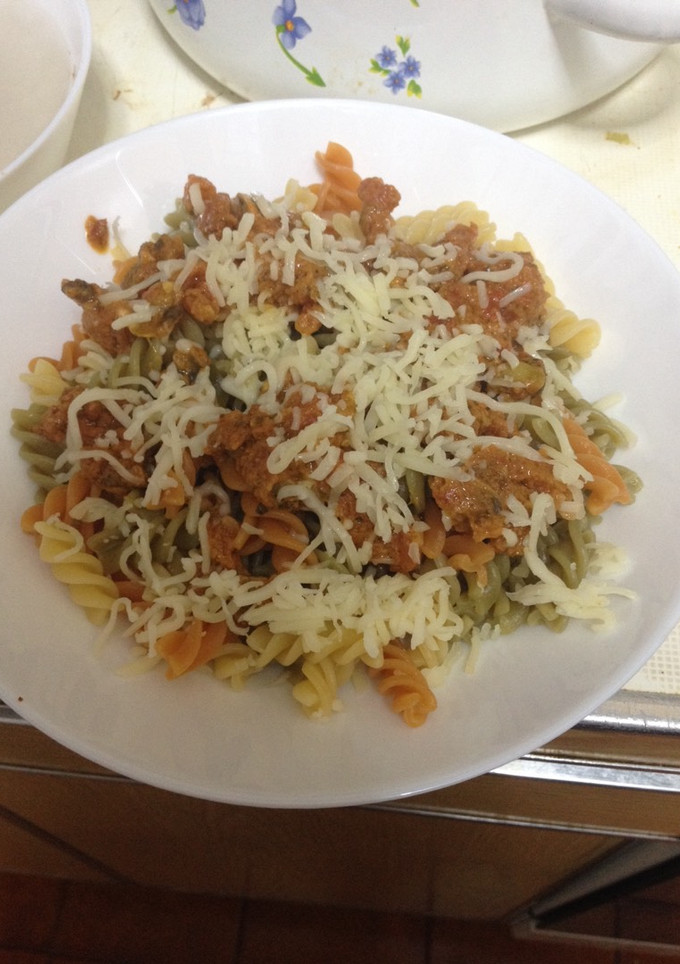 Una foto de Pasta Pesto-pomo-funghi
