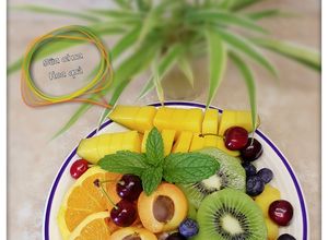 Hình của món Sữa chua hoa quả #cleaneating.