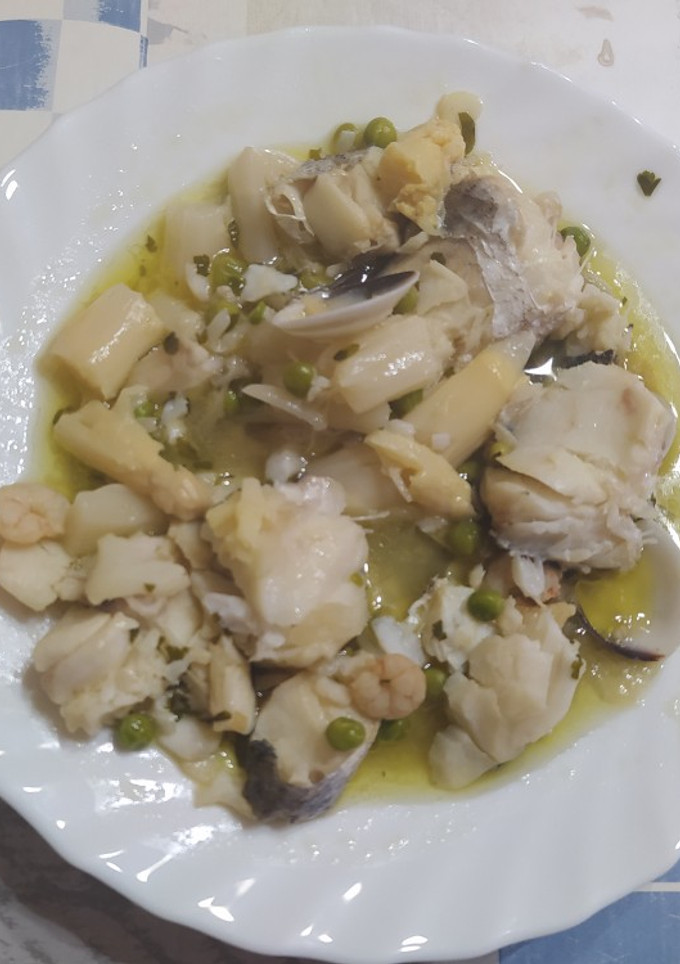 Una foto de Merluza en salsa verde