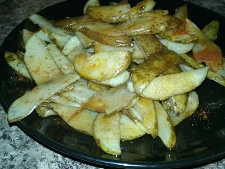 Easy Way Make Paprika Potato Wedges which Delicious