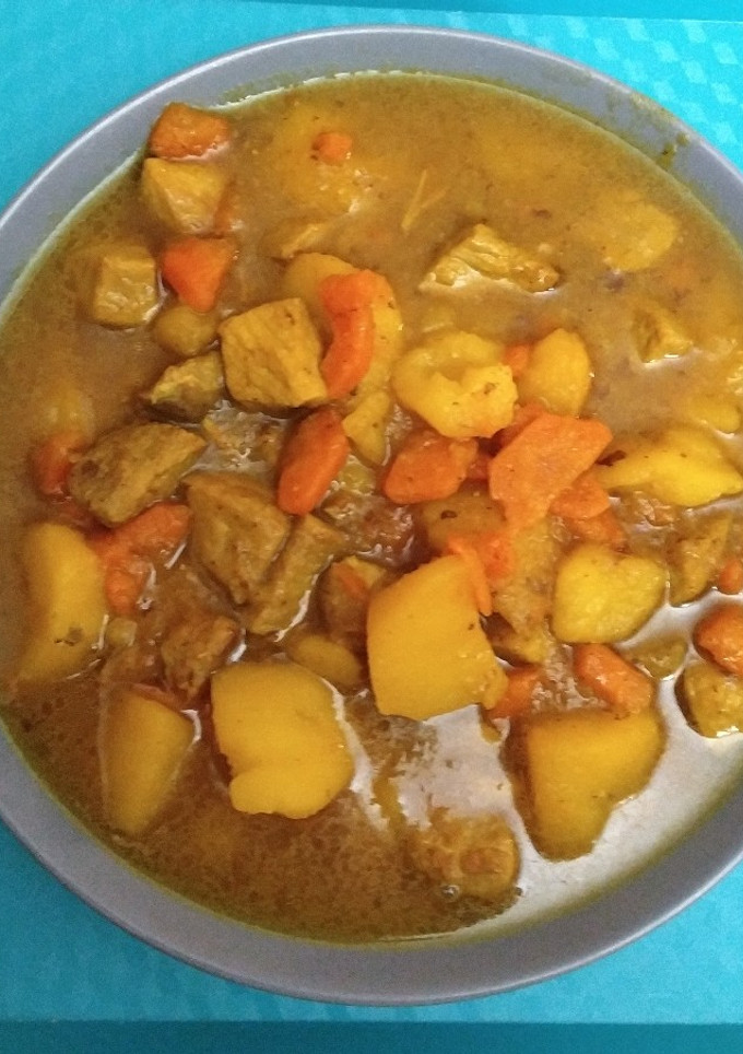 Una foto de Carne con patatas