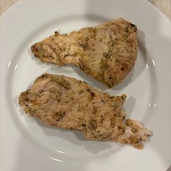 A picture of Olive Oil Dijon Mustard and Oregano Seasoning Grilled Chicken.