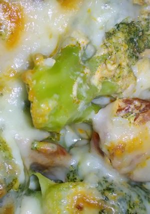 Una foto de Brócoli gratinado