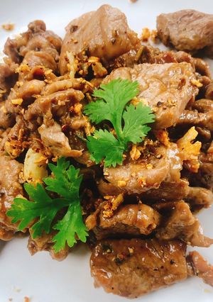 รูปของ หมูกระเทียม พริกไทย