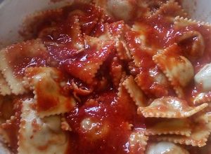 Foto di Ravioli ripieni di spinaci, carne macinata e parmigiano reggiano